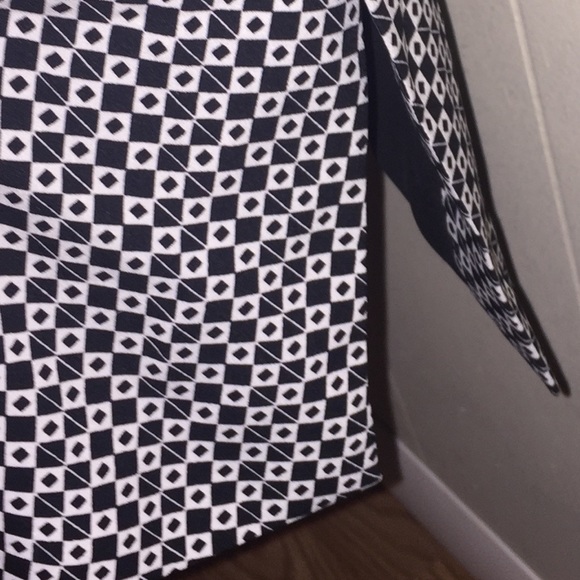 Joe Fresh silky blazer - Picture 6 of 6